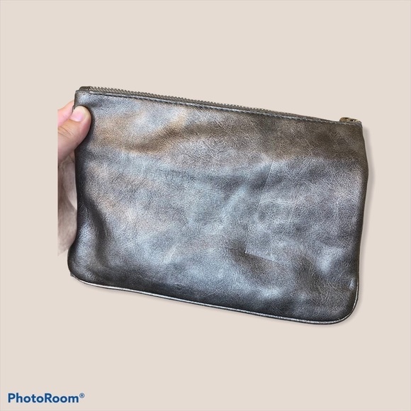 Metallic gray express clutch - Picture 2 of 2